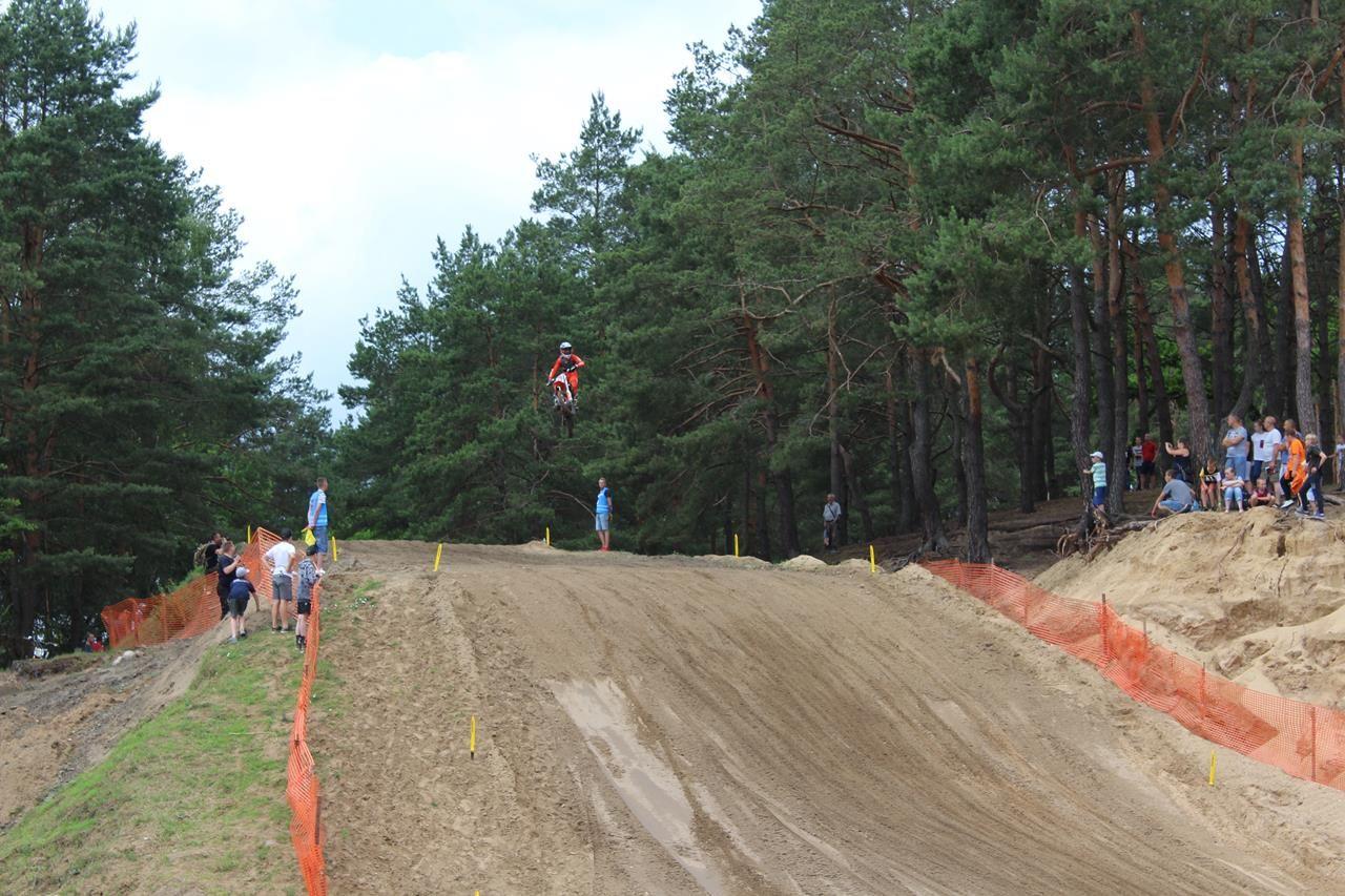 Zdj. nr. 32. Motocross – V runda Mistrzostw Strefy Północnej Polski Mistrzostwa Okręgu Bydgoskiego