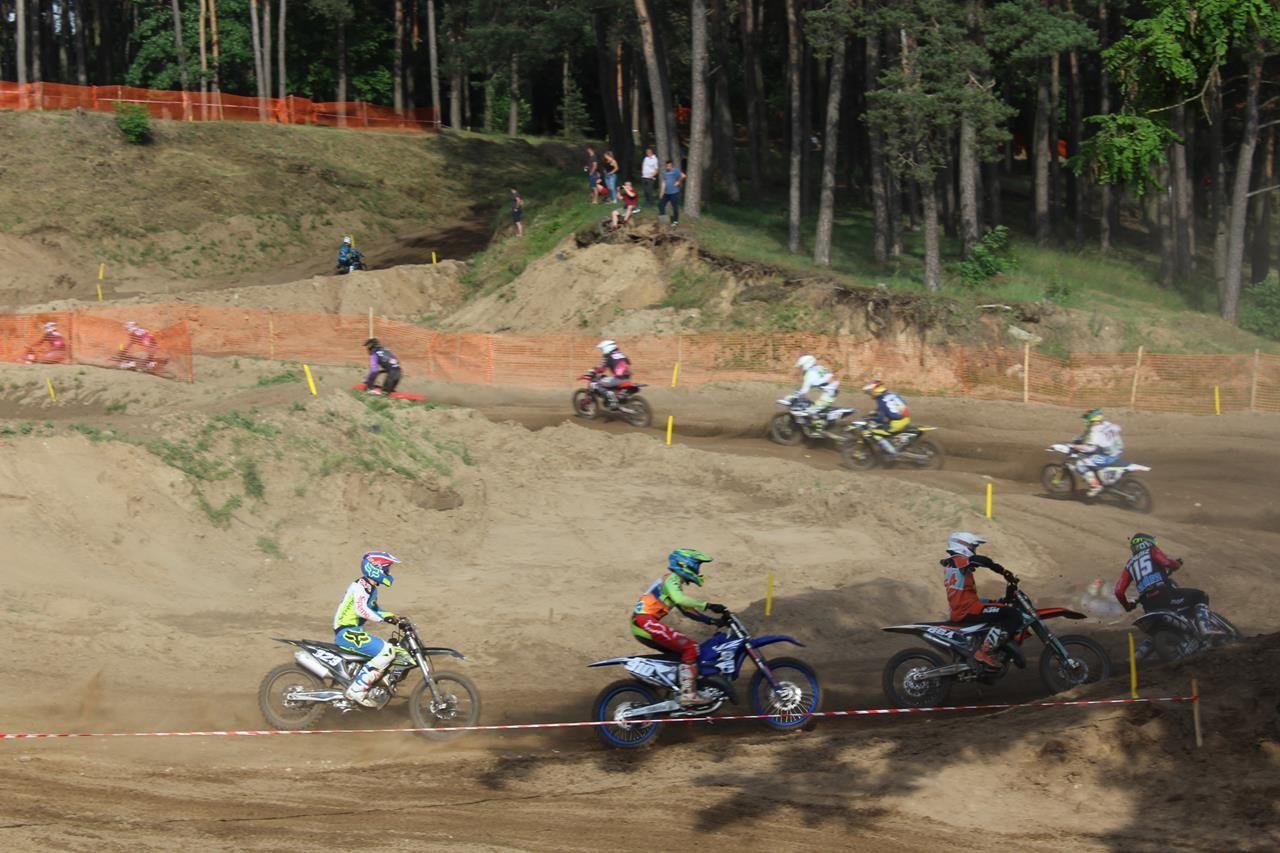 Zdj. nr. 112. Motocross – V runda Mistrzostw Strefy Północnej Polski Mistrzostwa Okręgu Bydgoskiego