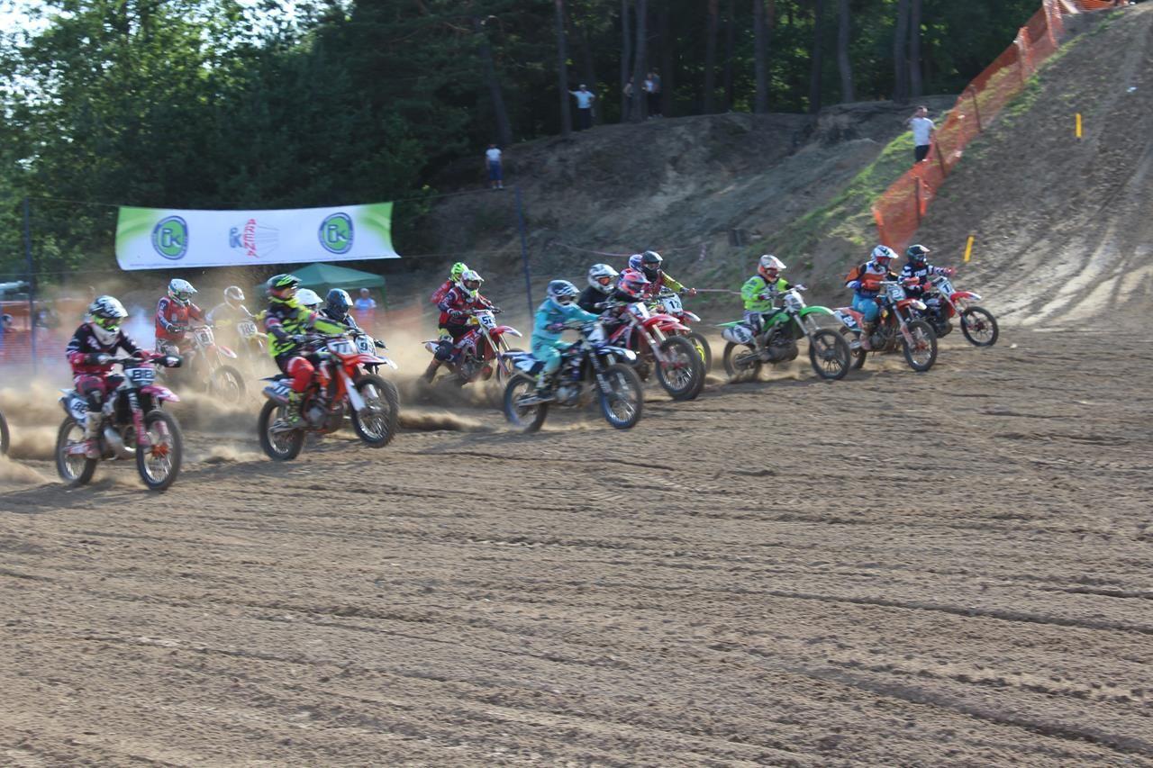 Zdj. nr. 123. Motocross – V runda Mistrzostw Strefy Północnej Polski Mistrzostwa Okręgu Bydgoskiego