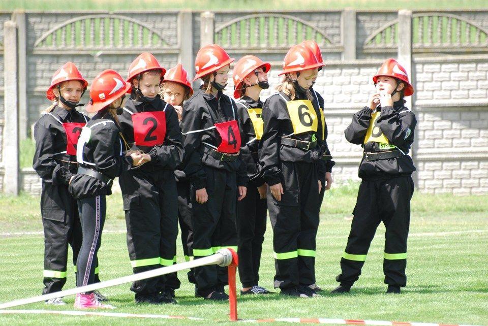 Zdj. nr. 7. VI Ogólnopowiatowe Zawody Sportowo – Pożarnicze Młodzieżowych Drużyn Pożarniczych CTIF