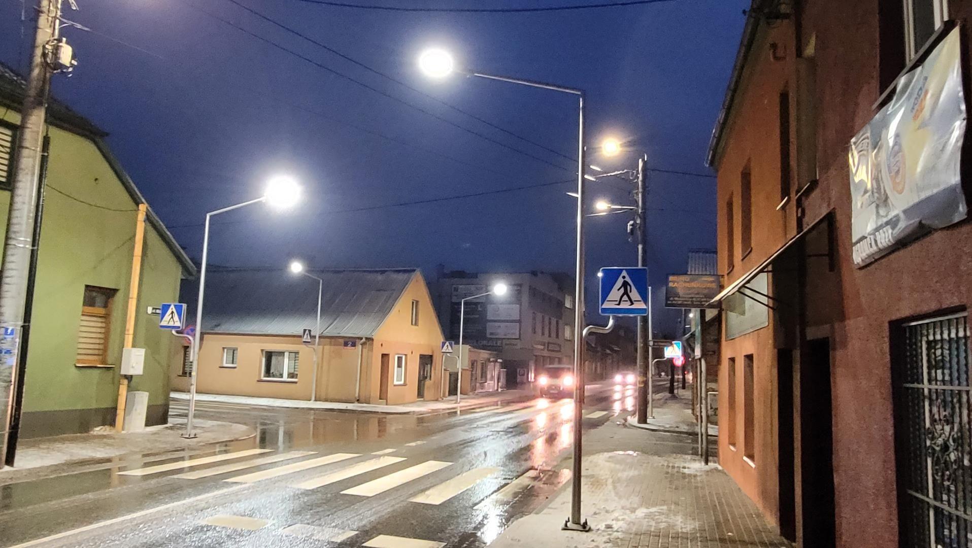 Zdj. nr. 8. Program Bezpiecznej Infrastruktury Drogowej - lampy w Lipnie