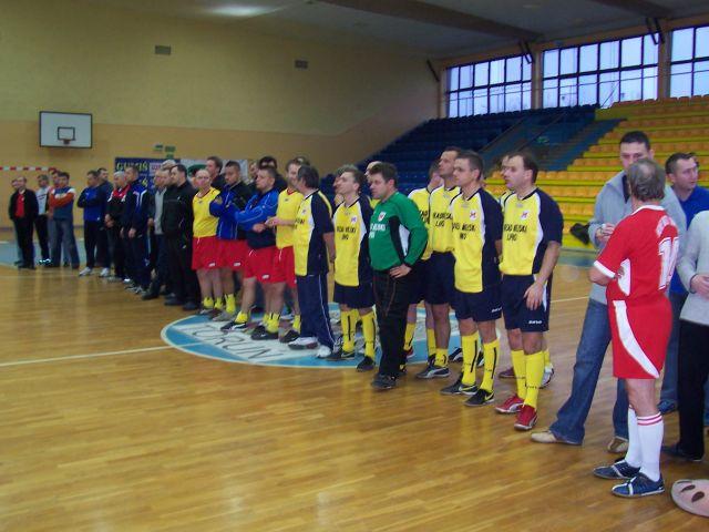 Zdj. nr. 20. IV Toruński Międzynarodowy Turniej Pracowników Samorządowych w halowej piłce nożnej o Puchar Prezydenta Miasta Torunia
