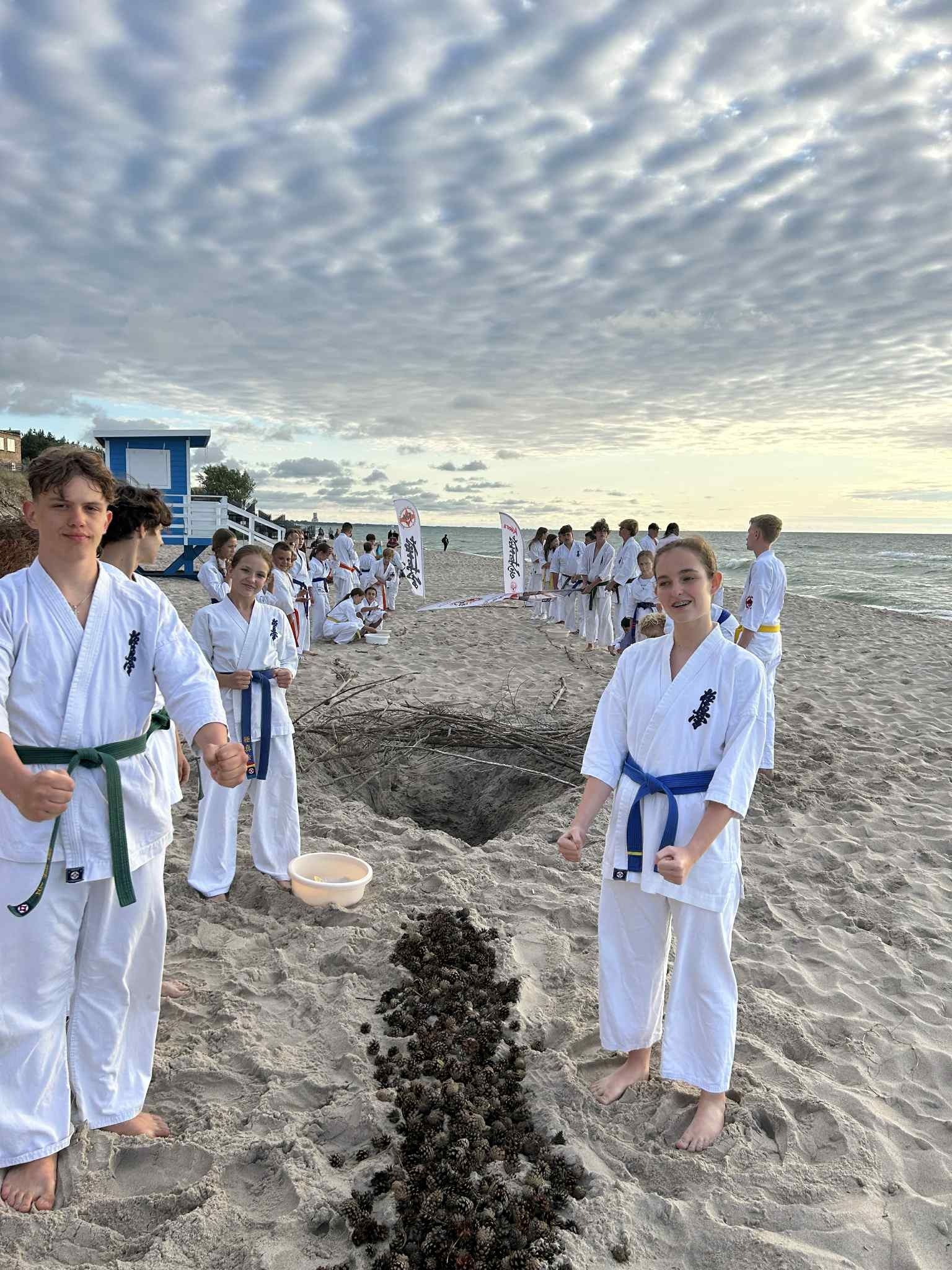 Zdj. nr. 6. Letni wypoczynek Lipnowskiego Klubu Kyokushin Karate - lipiec 2025