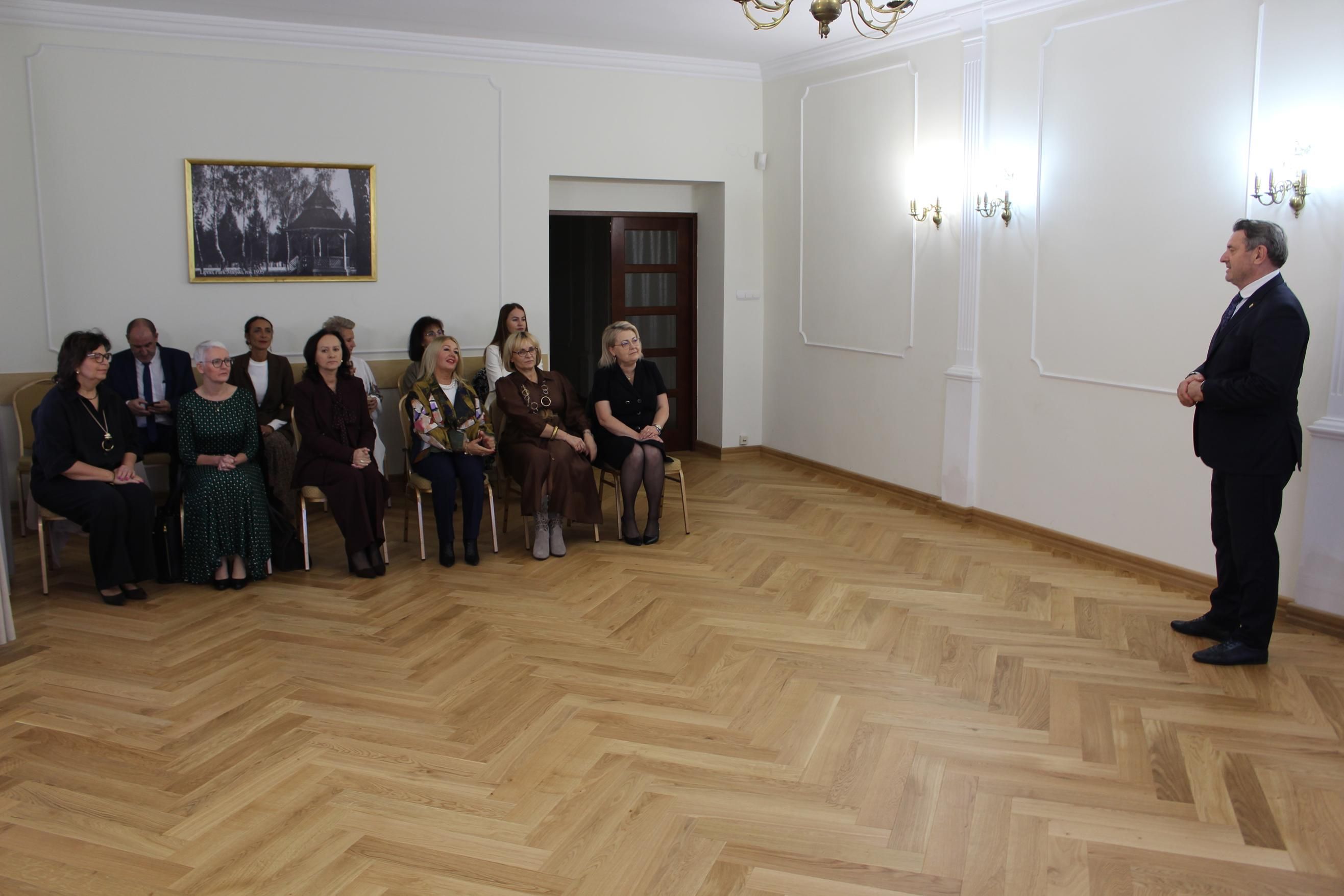 Zdj. nr. 1. Spotkanie z pedagogami z okazji Dnia Edukacji Narodowej - 9 października 2026 r.