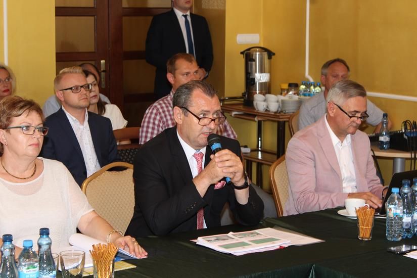 Zdj. nr. 7. Burmistrz z absolutorium