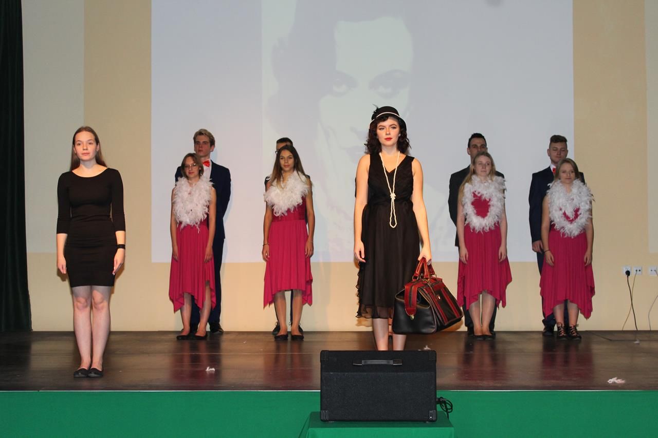 Zdj. nr. 12. Jubileusz 25-lecia Teatru Bene Nati