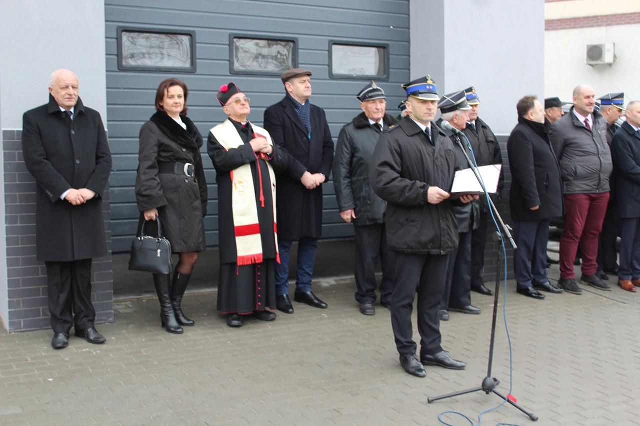 Zdj. nr. 17. Uroczyste otwarcie strażnicy OSP