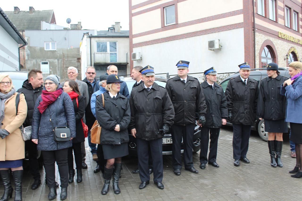 Zdj. nr. 21. Uroczyste otwarcie strażnicy OSP