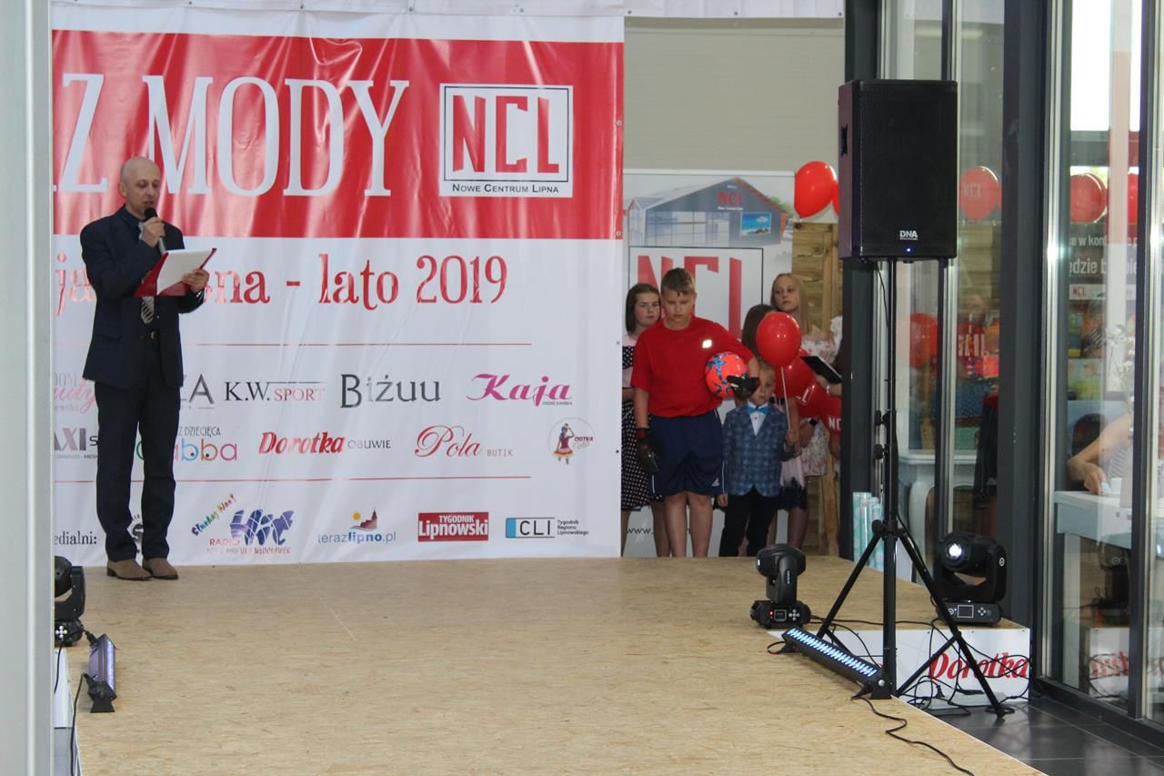 Zdj. nr. 5. Pokaz mody NCL