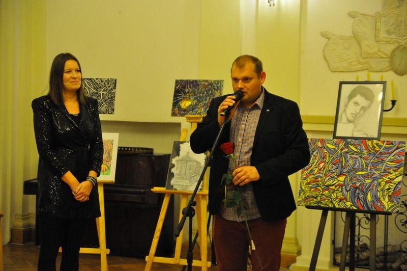 Zdj. nr. 9. Anna Olszewska - wystawa: malarstwo, rysunek, grafika