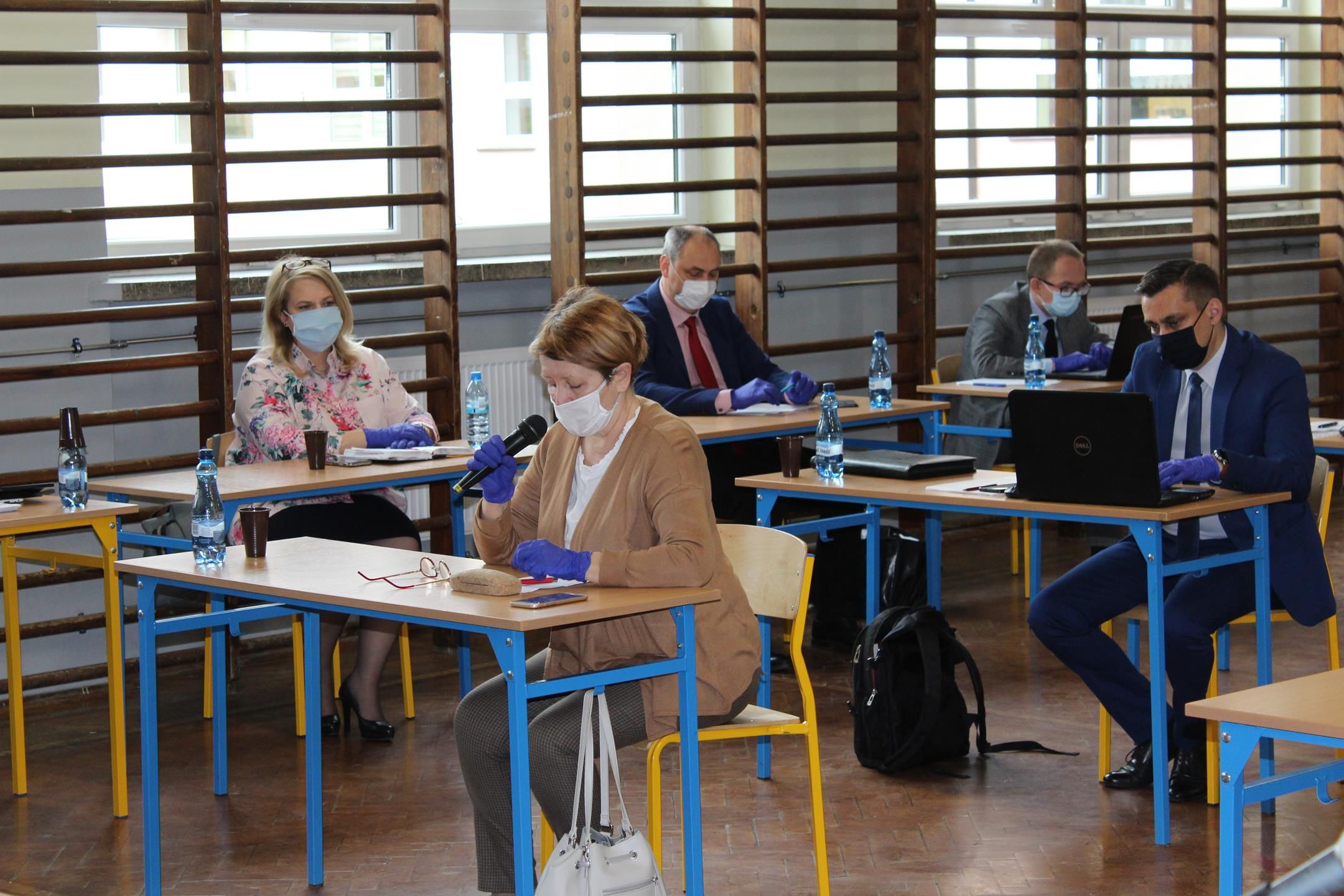Zdj. nr. 22. XVI Sesja Rady Miejskiej w Lipnie 