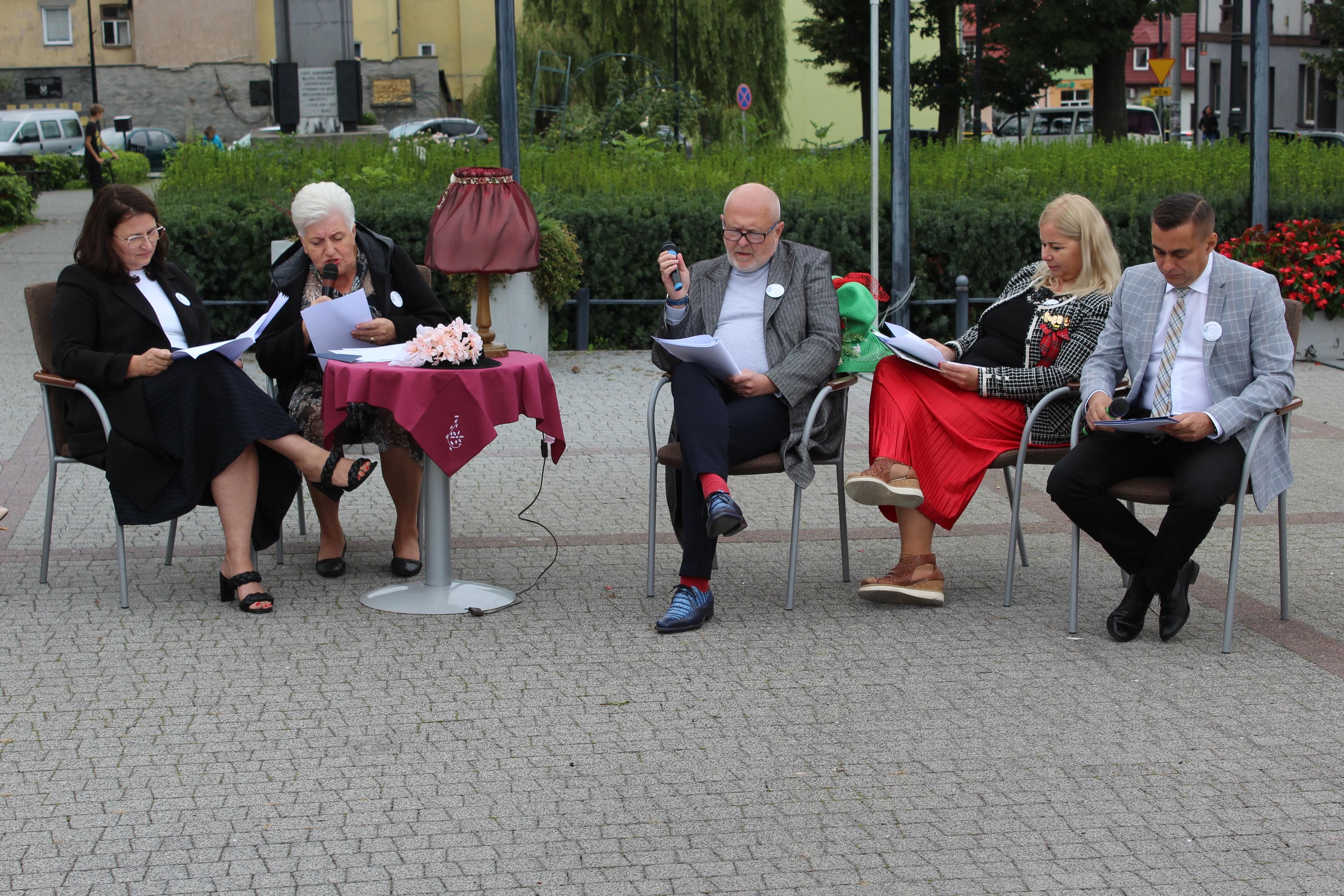 Zdj. nr. 48. Narodowe Czytanie 2021 - 4 września 2021 r.