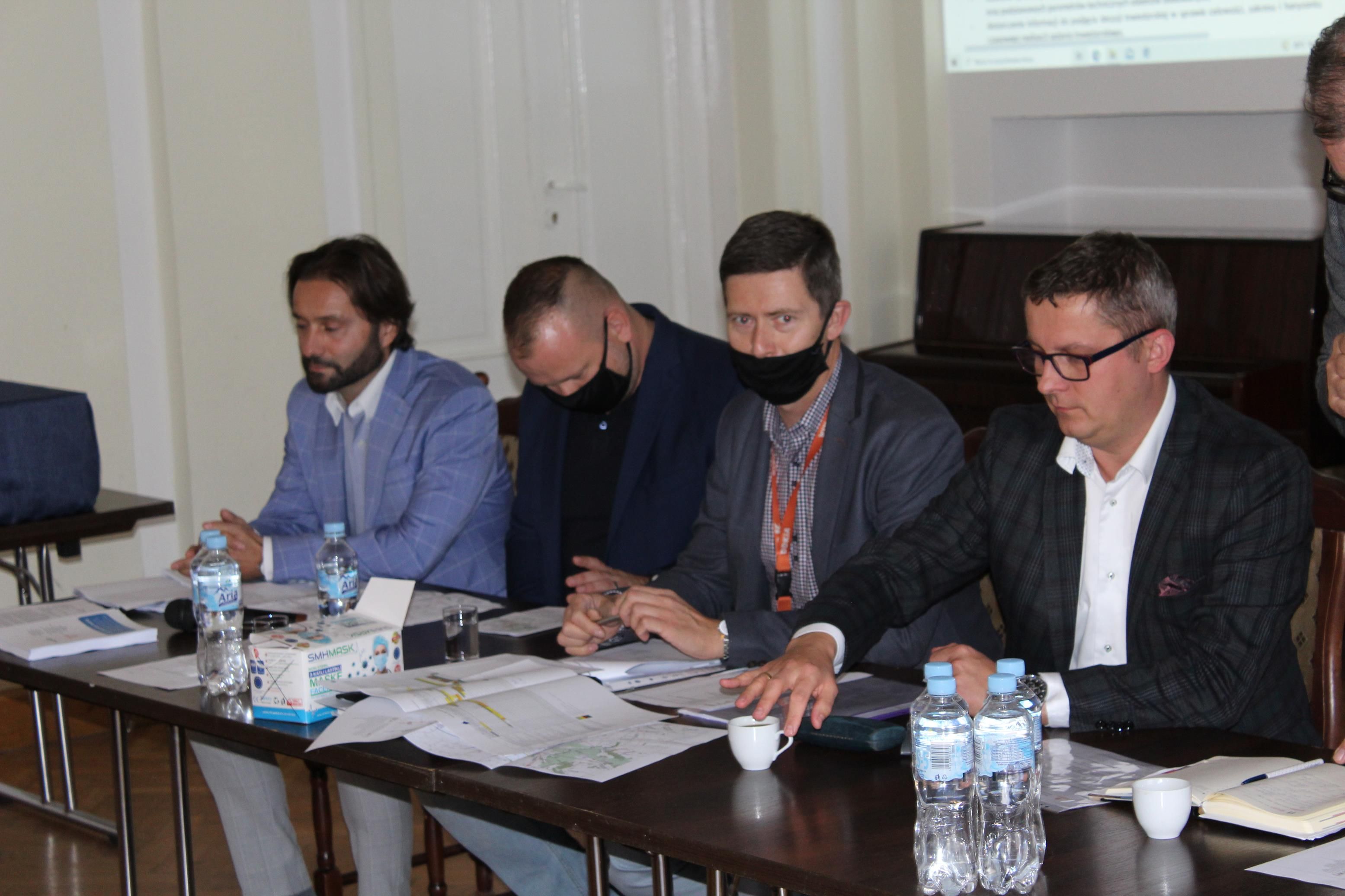 Zdj. nr. 7. Spotkanie informacyjne dotyczące opracowania projektowego budowy obwodnicy Lipna - 5 października 2021 r.