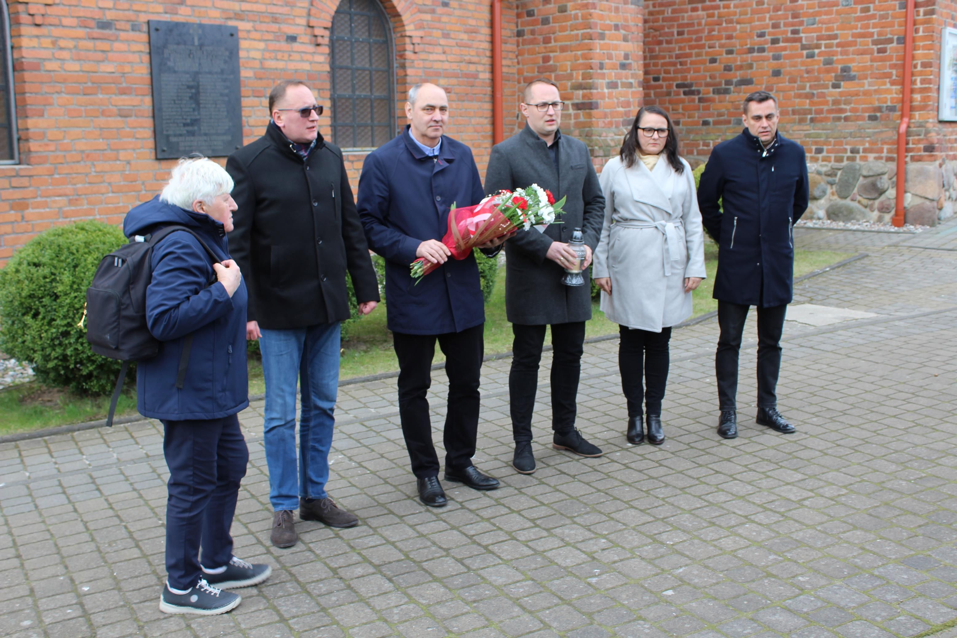Zdj. nr. 2. Pamięci ofiar katastrofy smoleńskiej - 10 kwietnia 2025 r.
