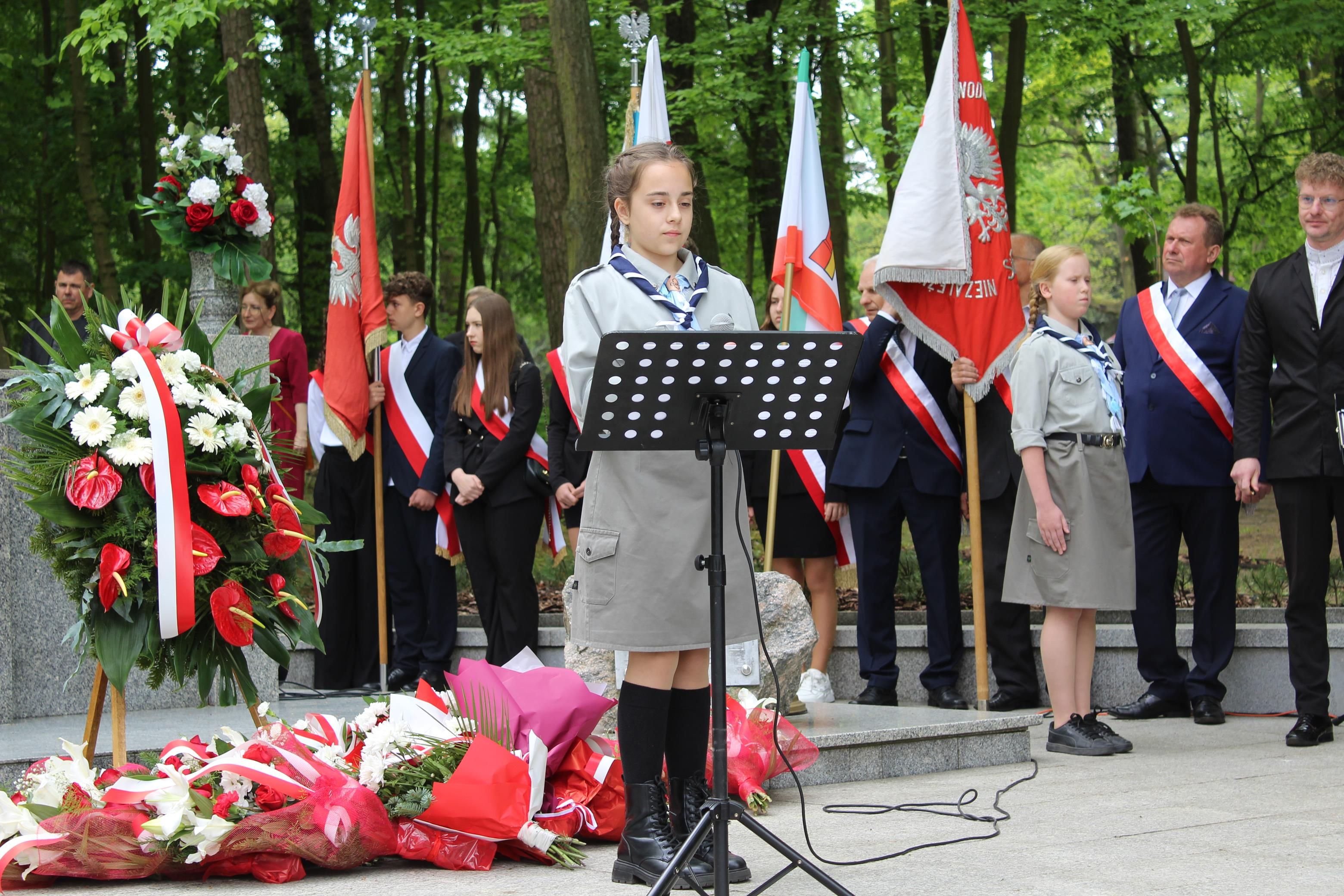 Zdj. nr. 21. Lipnowskie obchody 234. rocznicy uchwalenia Konstytucji 3 Maja